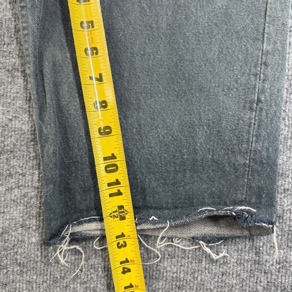 Vintage Levi's 701 Student Shorts Men's Gray Denim Frayed Hem USA Made -‎ 28X13